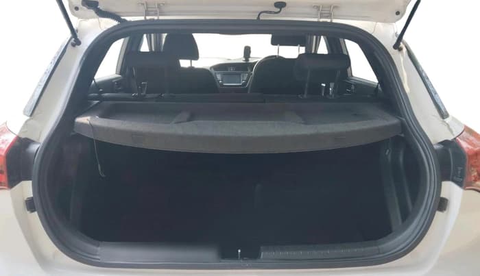 2016 Hyundai i20 Active 1.2 SX, Petrol, Manual, 89,943 km, exterior