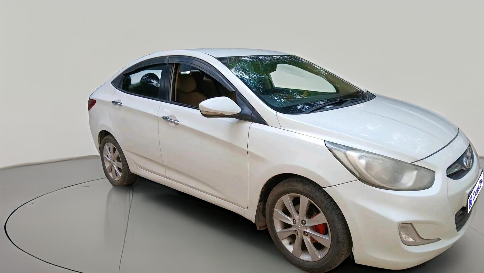 2011 Hyundai Verna FLUIDIC 1.6 VTVT SX OPT