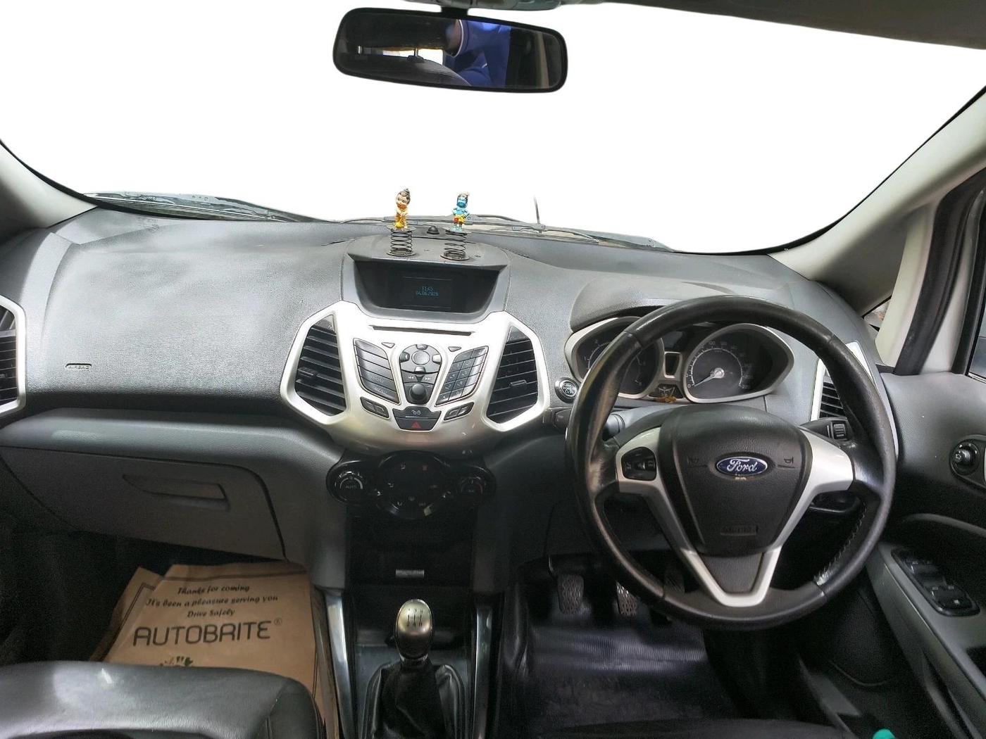 2014 Ford Ecosport TITANIUM 1.5L DIESEL (OPT), Diesel, Manual, 1,23,629 km, interior