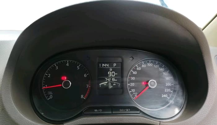 2014 Volkswagen Vento HIGHLINE PETROL AT, Petrol, Automatic, 74,218 km, interior