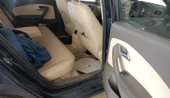 2014 Volkswagen Vento HIGHLINE PETROL AT, Petrol, Automatic, 74,218 km, interior
