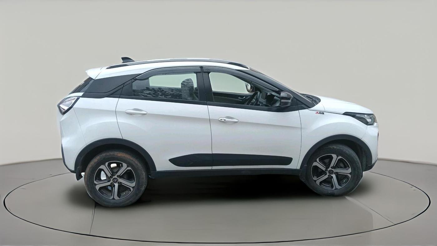 2023 Tata NEXON XZA Plus LUXS Diesel Jet, Diesel, Automatic, 1,23,619 km, exterior