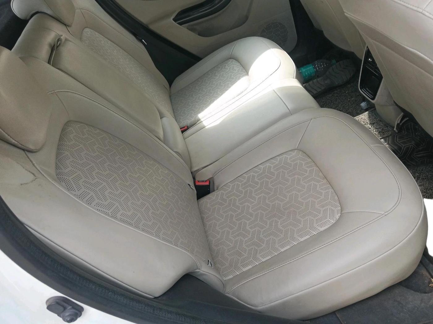 2023 Tata NEXON XZA Plus LUXS Diesel Jet, Diesel, Automatic, 1,23,619 km, interior