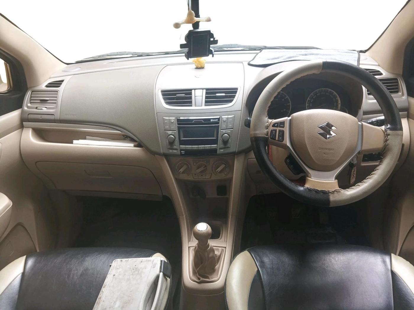 2017 Maruti Ertiga VXI CNG, CNG, Manual, 84,179 km, interior