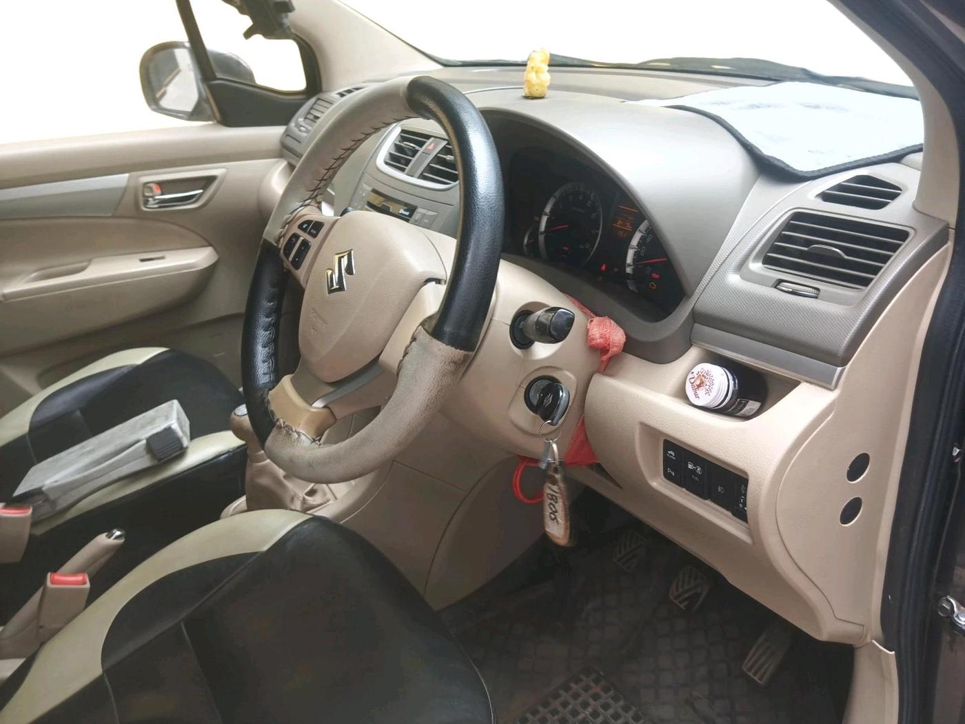 2017 Maruti Ertiga VXI CNG, CNG, Manual, 84,179 km, interior