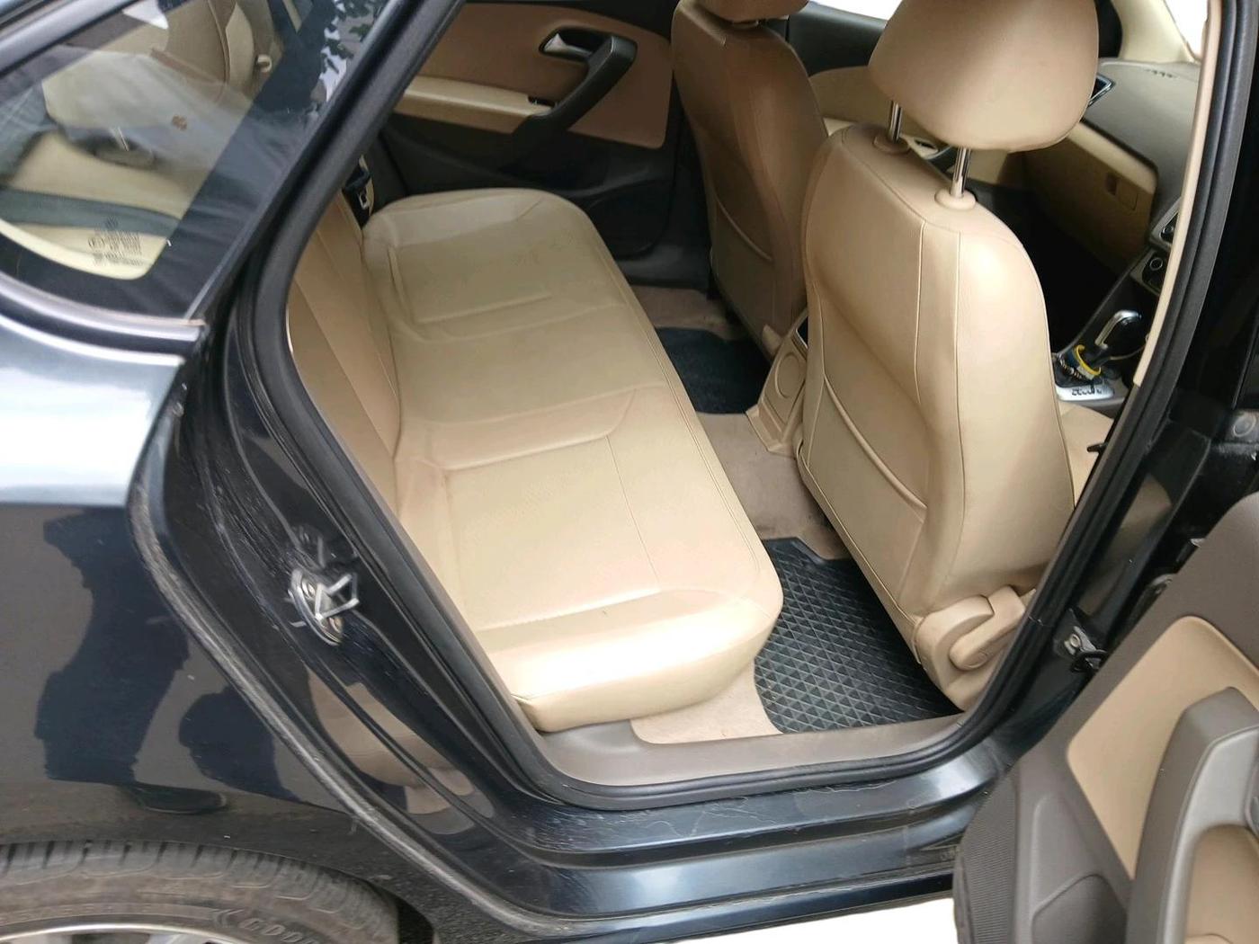 2017 Volkswagen Vento 1.2 TSI HIGHLINE PLUS AT, Petrol, Automatic, 61,365 km, interior