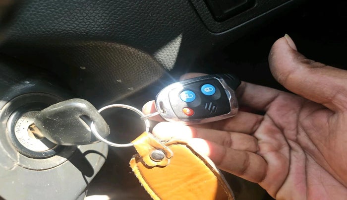 2010 Maruti Swift LXI, Petrol, Manual, 1,27,367 km, interior