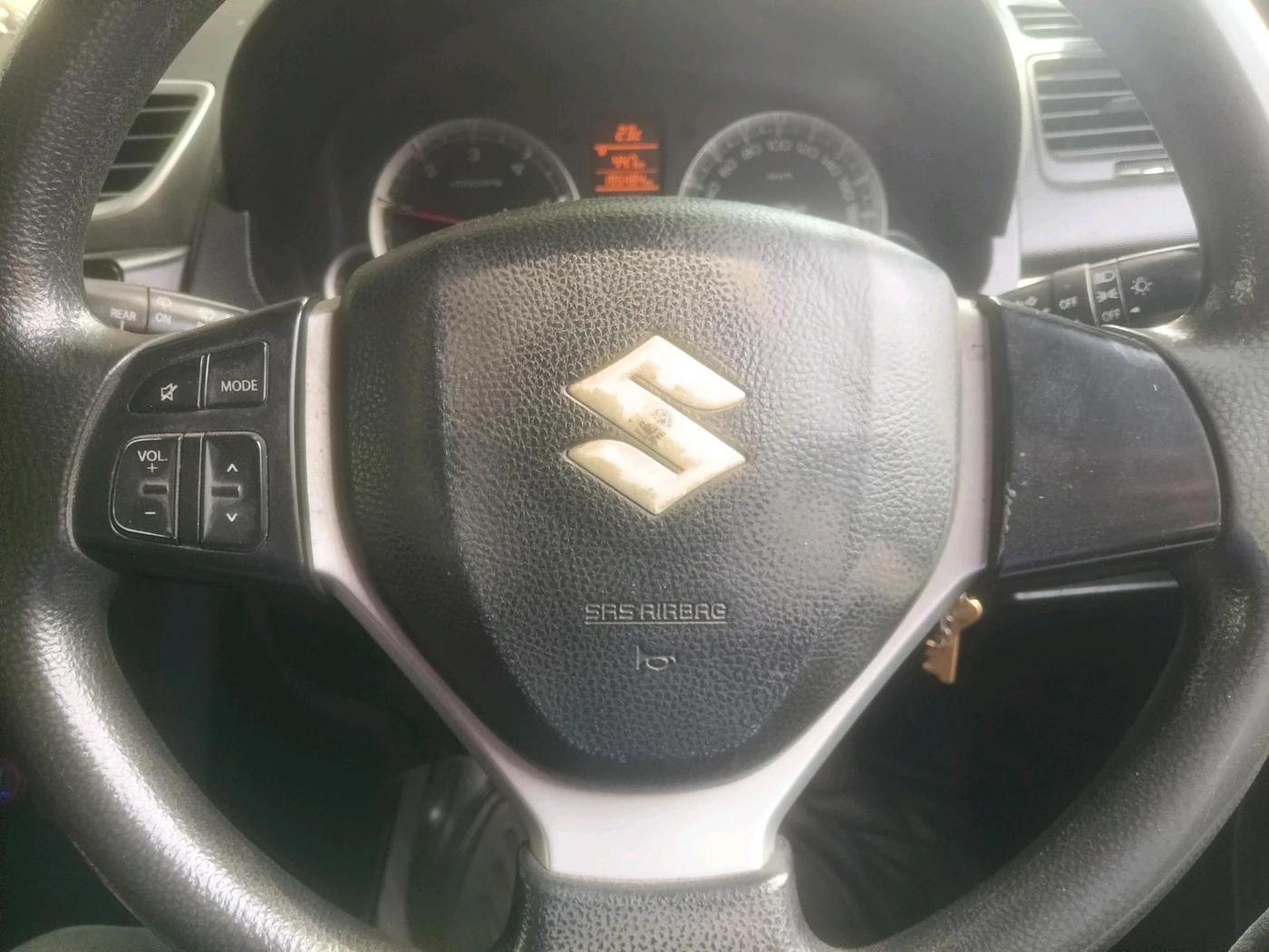 2011 Maruti Swift ZDI, Diesel, Manual, 1,95,484 km, interior