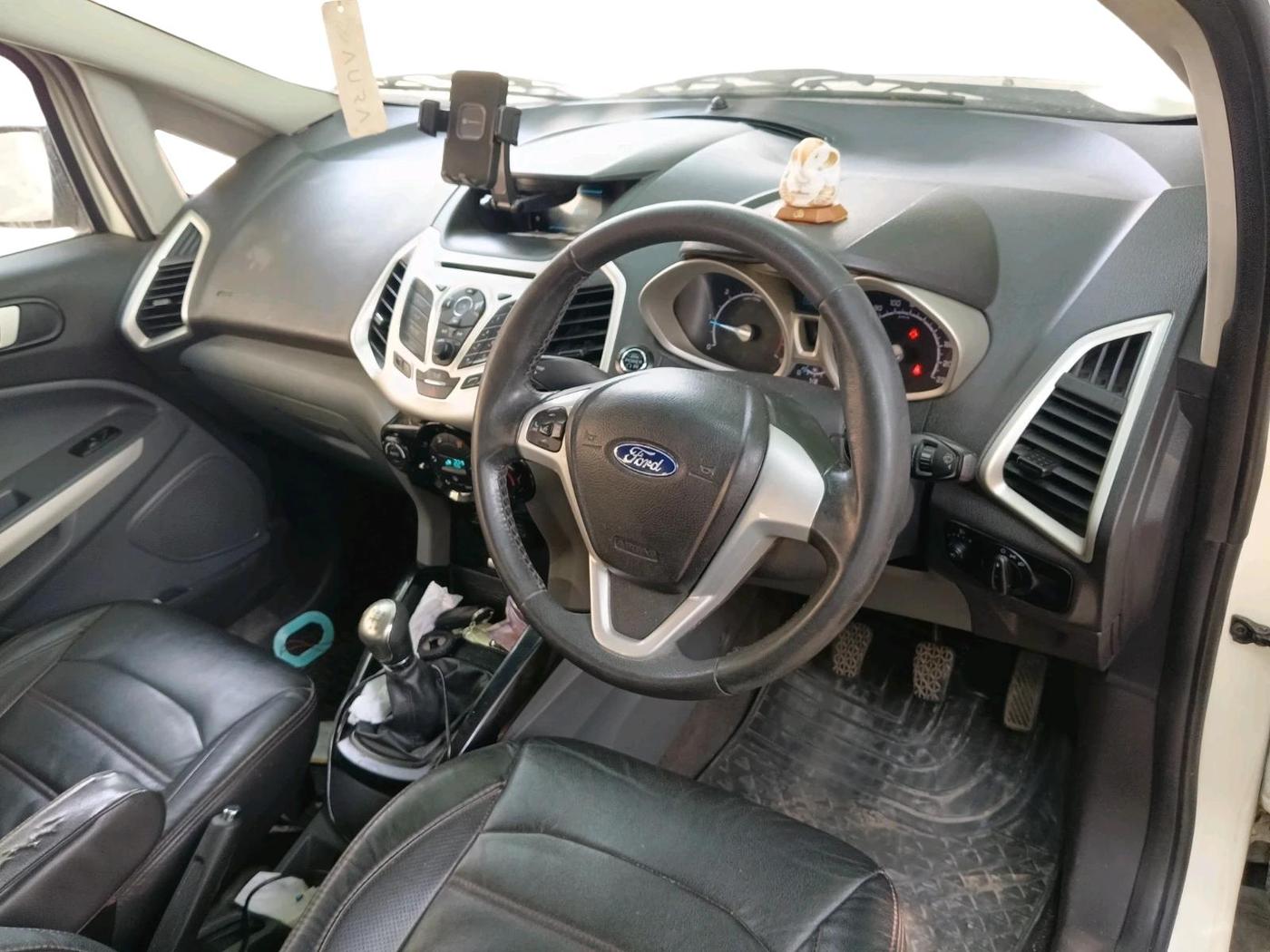2014 Ford Ecosport TITANIUM 1.5L DIESEL (OPT), Diesel, Manual, 59,842 km, interior