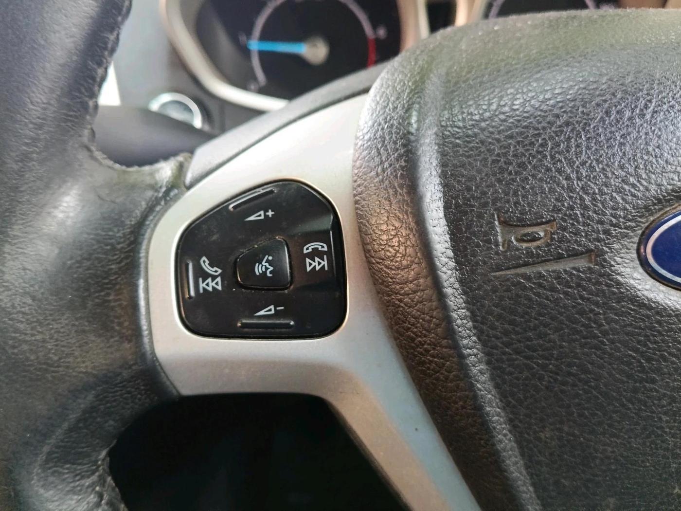 2014 Ford Ecosport TITANIUM 1.5L DIESEL (OPT), Diesel, Manual, 59,842 km, interior