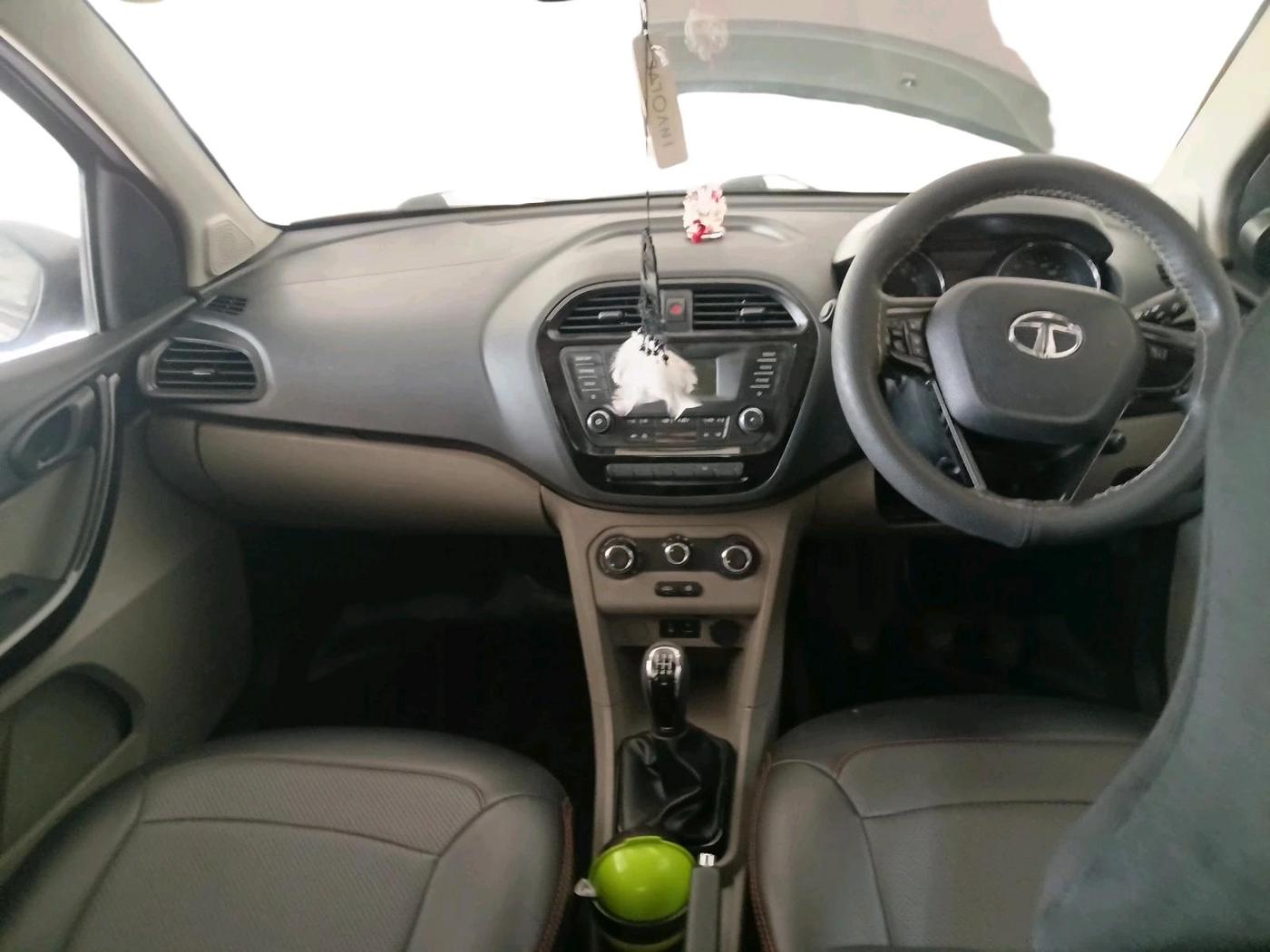 2019 Tata Tiago XZ PETROL, Petrol, Manual, 37,342 km, interior