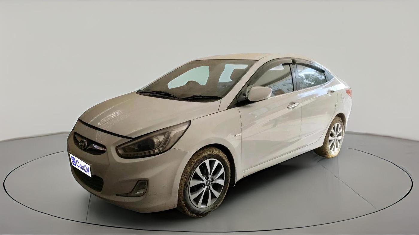 2014 Hyundai Verna FLUIDIC 1.6 CRDI SX AT, Diesel, Automatic, 1,21,516 km, exterior