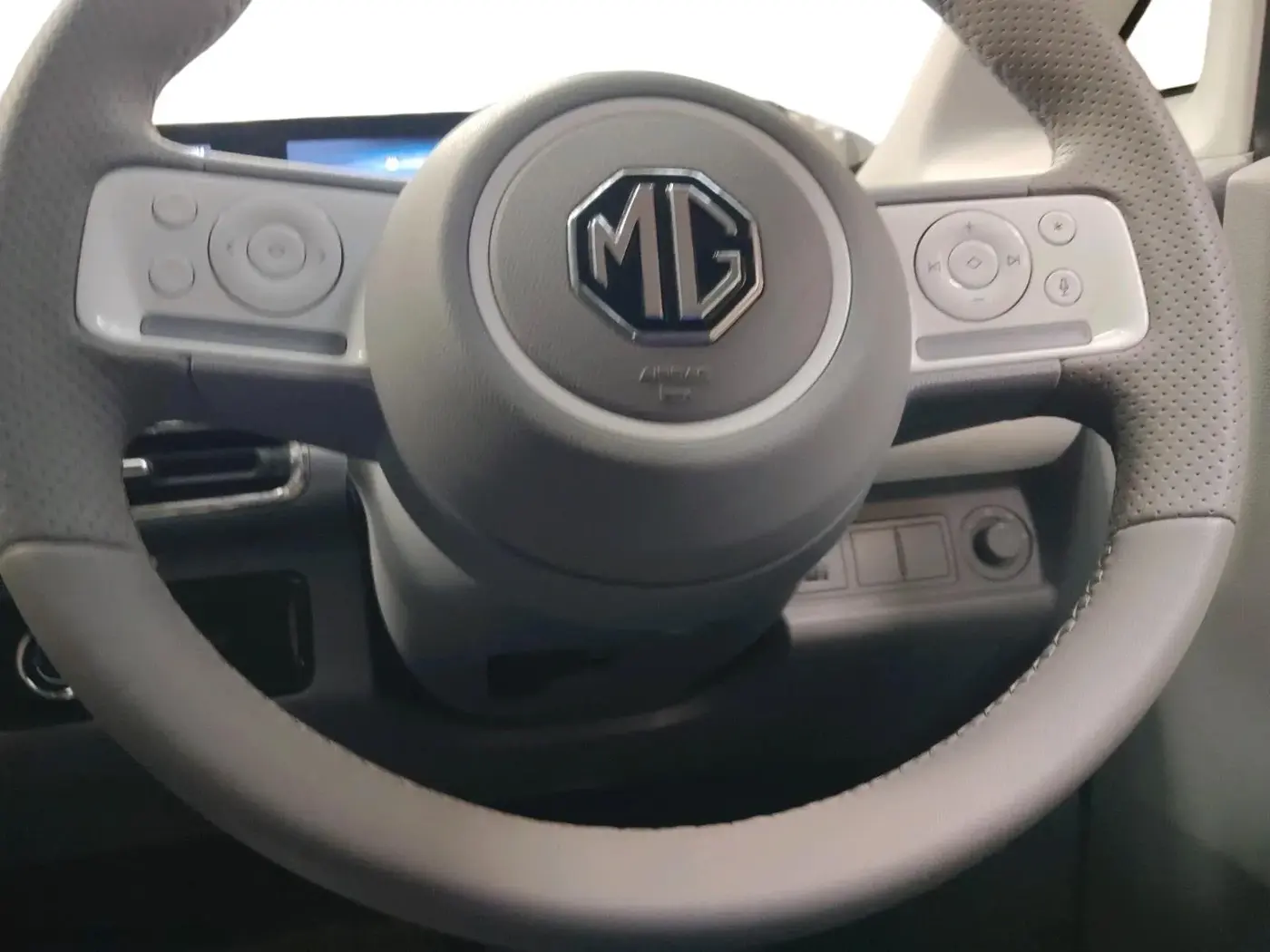 2024 MG COMET  Exclusive, Electric, Automatic, 10,730 km, interior