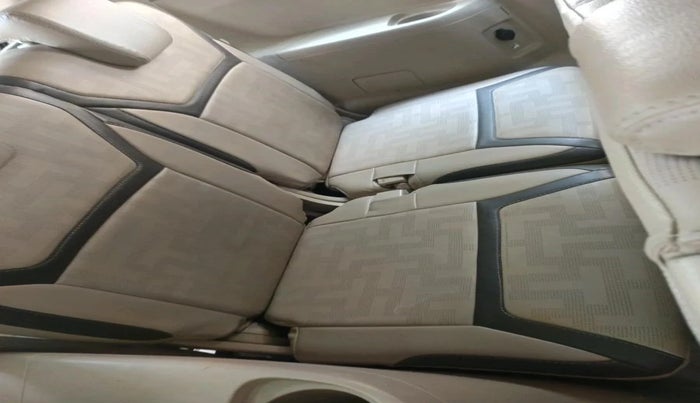 2020 Maruti Ertiga ZXI+ SHVS, Petrol, Manual, 80,421 km, interior