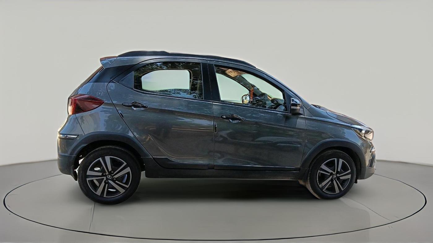 2022 Tata TIAGO NRG XZ MT, Petrol, Manual, 2,500 km, exterior
