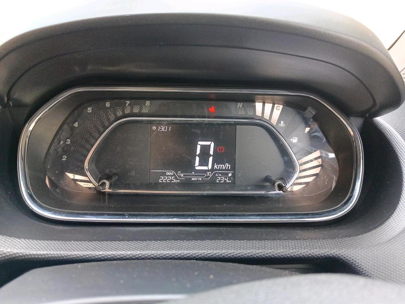 2022 Tata TIAGO NRG XZ MT, Petrol, Manual, 2,500 km, interior