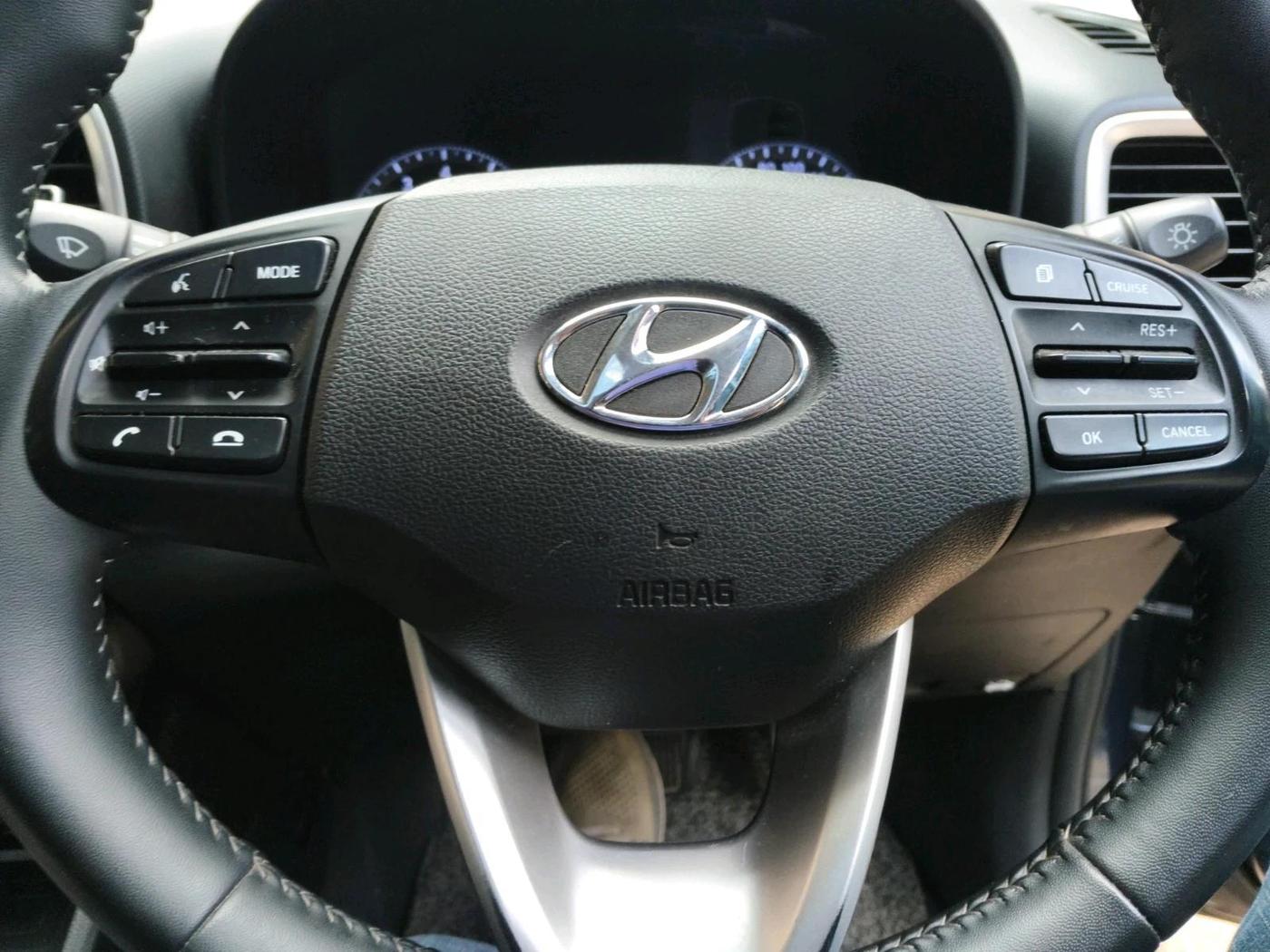 2019 Hyundai VENUE SX PLUS 1.0 TURBO DCT, Petrol, Automatic, 58,663 km, interior