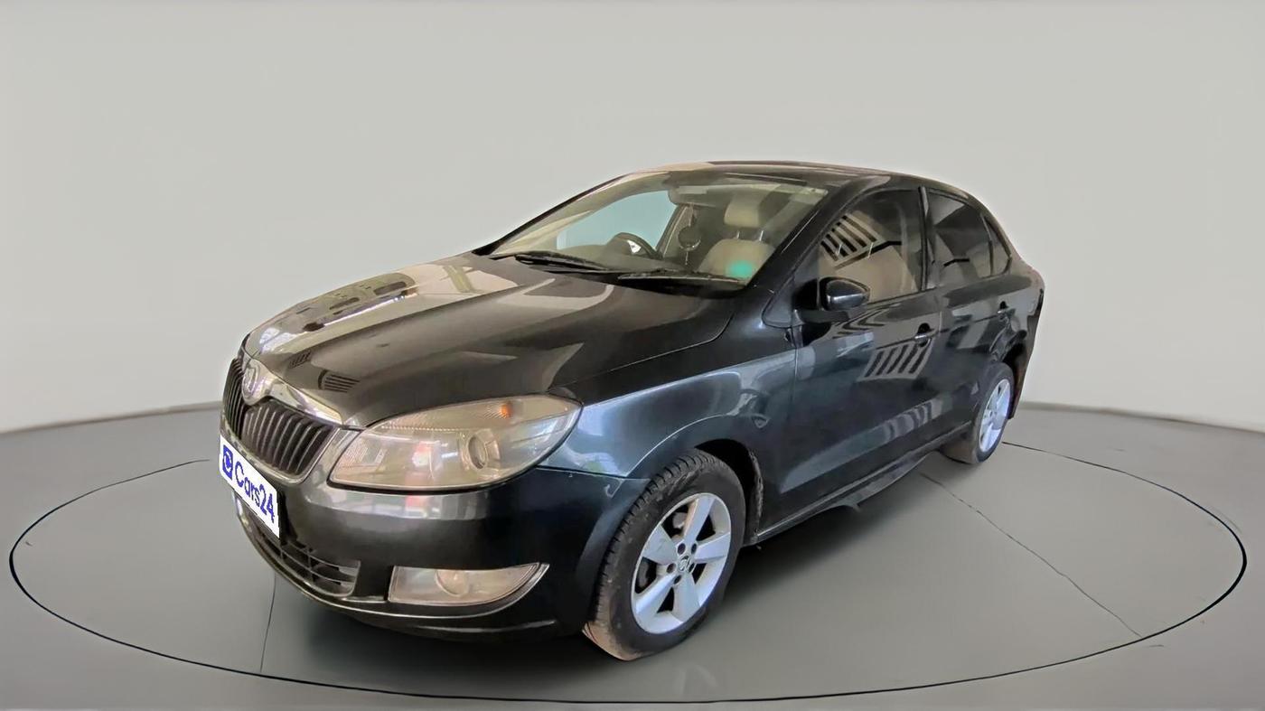 2015 Skoda Rapid 1.5 TDI CR STYLE PLUS AT, Diesel, Automatic, 1,28,474 km, exterior