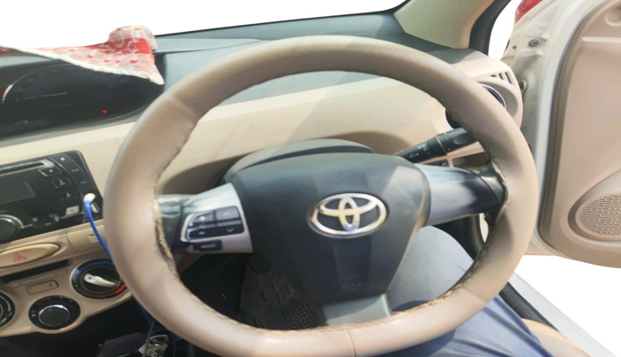 2016 Toyota Etios VX-D, Diesel, Manual, 1,14,642 km, interior