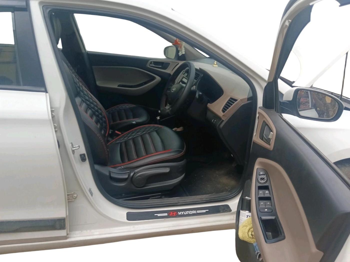 2016 Hyundai Elite i20 ASTA 1.2 (O), Petrol, Manual, 70,197 km, interior