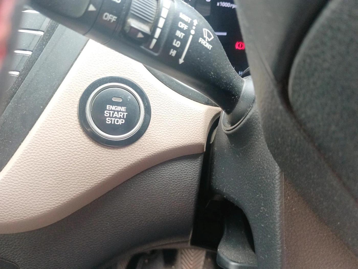 2016 Hyundai Elite i20 ASTA 1.2 (O), Petrol, Manual, 70,197 km, interior