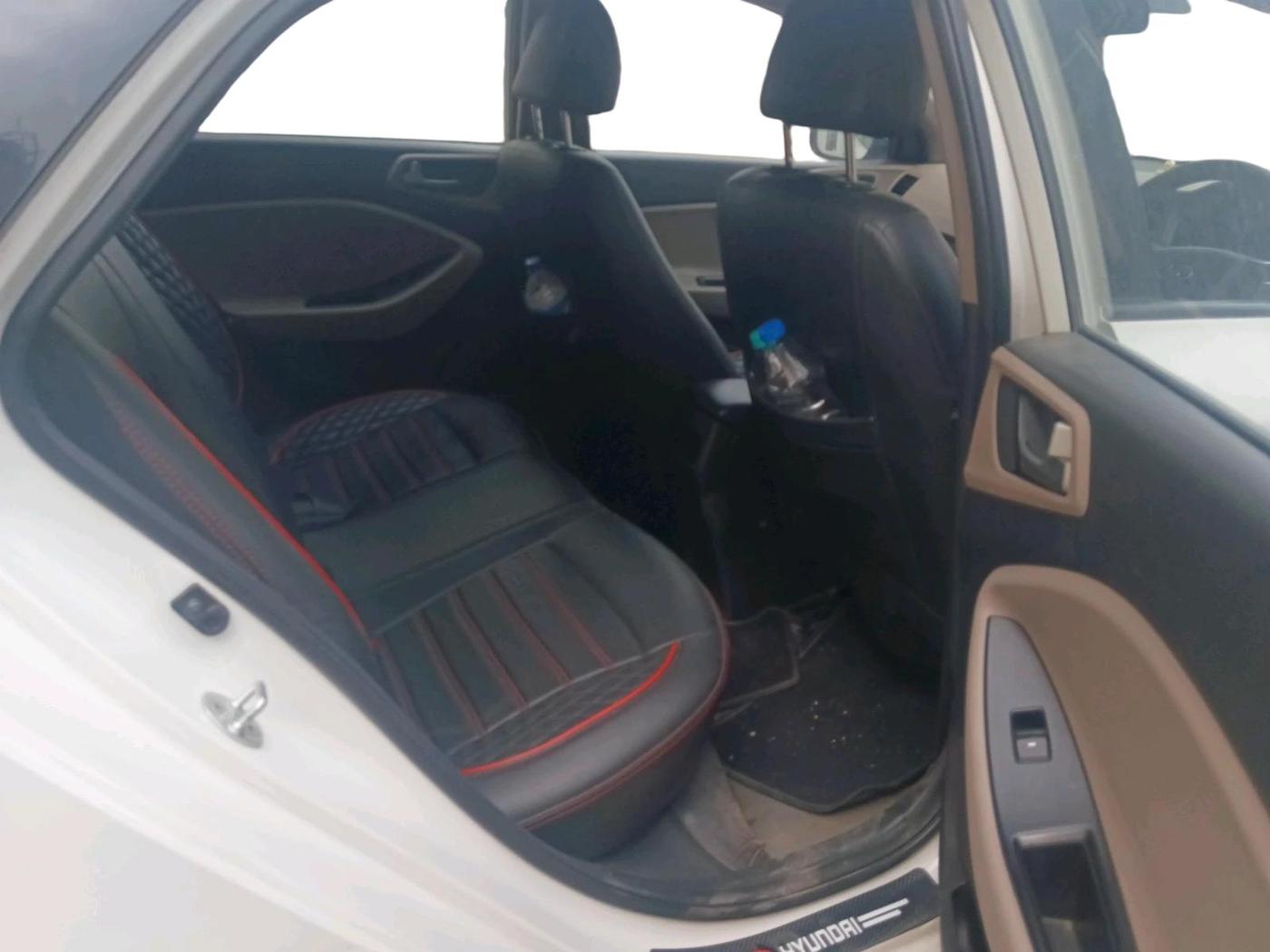 2016 Hyundai Elite i20 ASTA 1.2 (O), Petrol, Manual, 70,197 km, interior