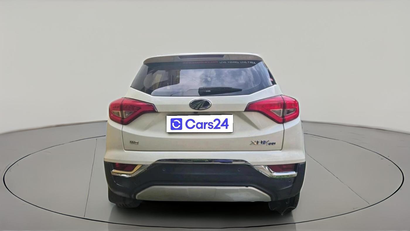 2020 Mahindra XUV300 W8 (O) 1.5 DIESEL, Diesel, Manual, 55,955 km, exterior