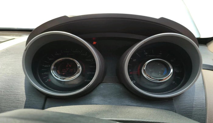 2013 Mahindra XUV500 W8, Diesel, Manual, 1,02,191 km, interior