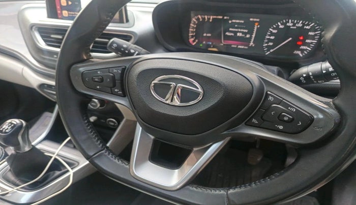 2023 Tata ALTROZ XZ + SUNROOF, Petrol, Manual, 24,639 km, interior