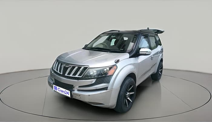 2014 Mahindra XUV500 W4, Diesel, Manual, 1,06,486 km, exterior