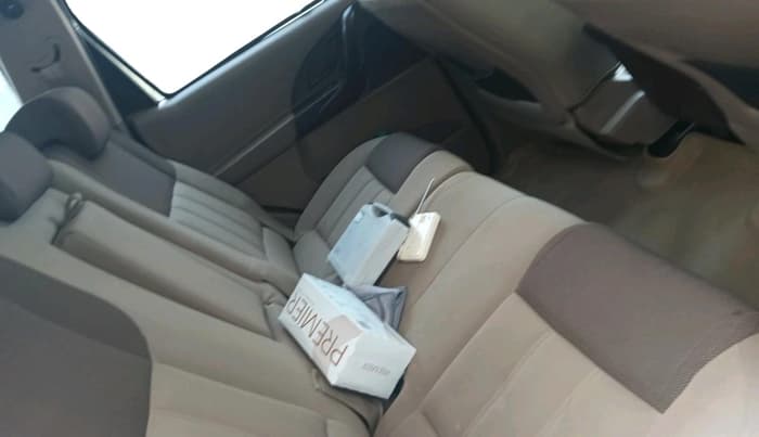 2014 Mahindra XUV500 W4, Diesel, Manual, 1,06,486 km, interior
