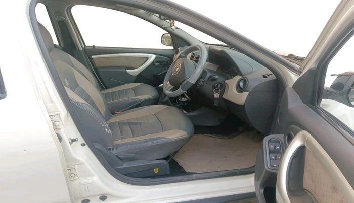 2014 Renault Duster 85 PS RXL DIESEL, Diesel, Manual, 98,587 km, interior