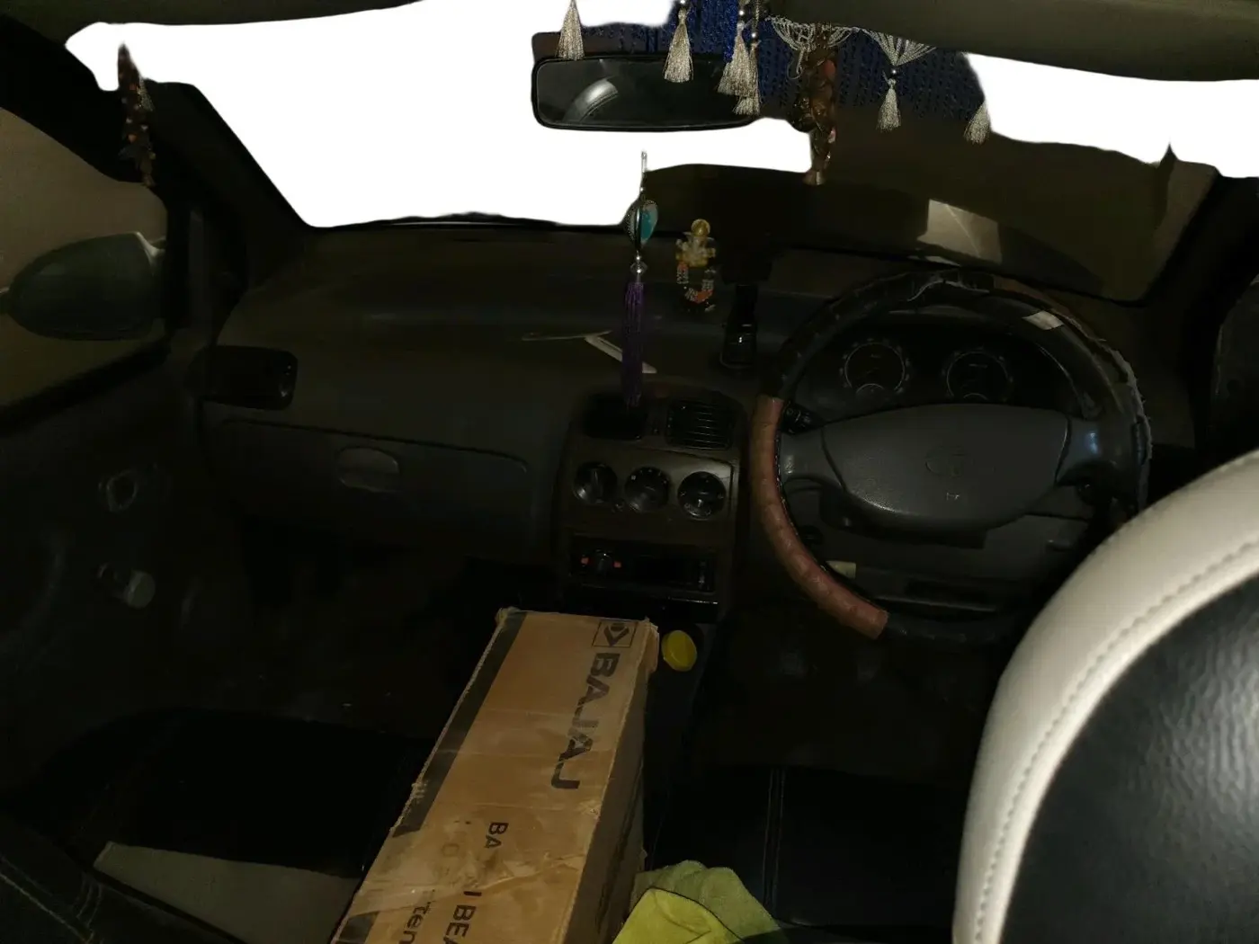 2012 Tata Indica EV2 LS, Diesel, Manual, 1,30,000 km, interior