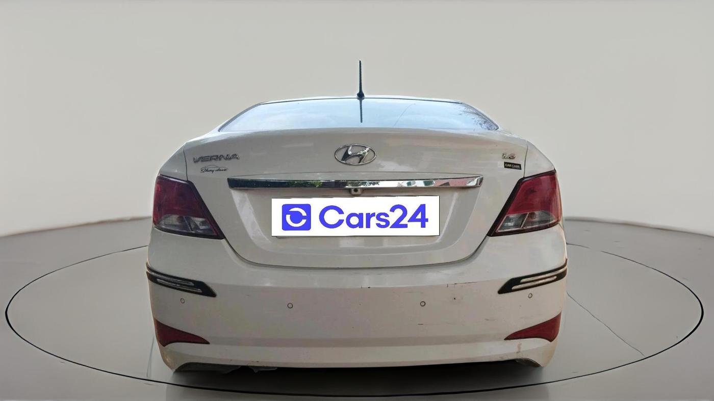2015 Hyundai Verna FLUIDIC 1.6 CRDI S(O) 4S, Diesel, Manual, 1,58,900 km, exterior