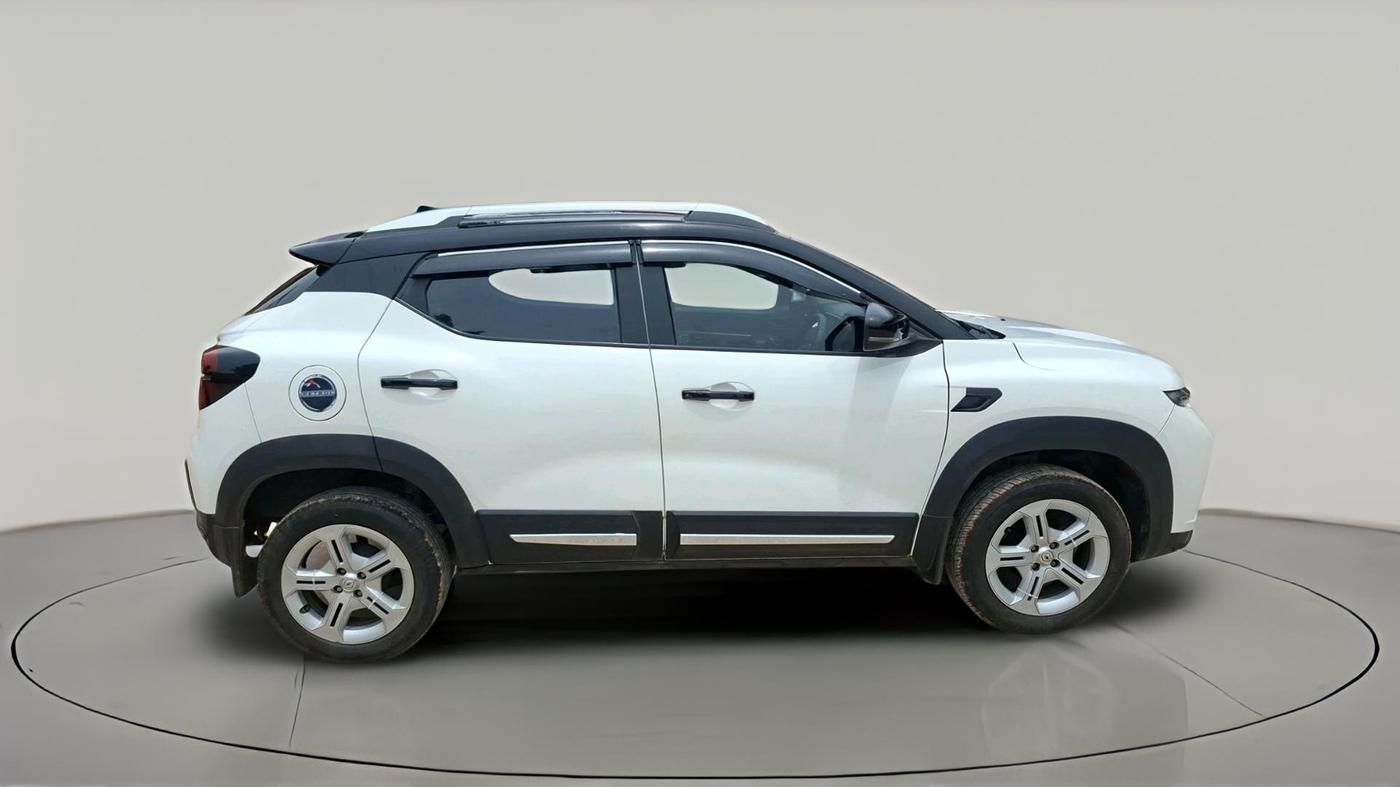2022 Renault Kiger RXT MT, Petrol, Manual, 32,451 km, exterior