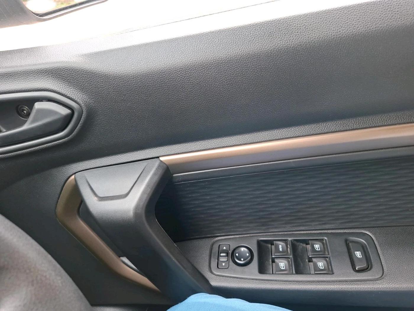 2022 Renault Kiger RXT MT, Petrol, Manual, 32,451 km, interior
