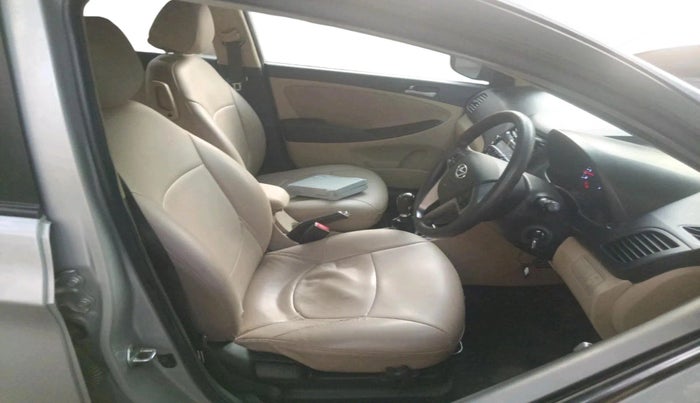 2016 Hyundai Verna 1.6 VTVT SX, Petrol, Manual, 49,531 km, interior