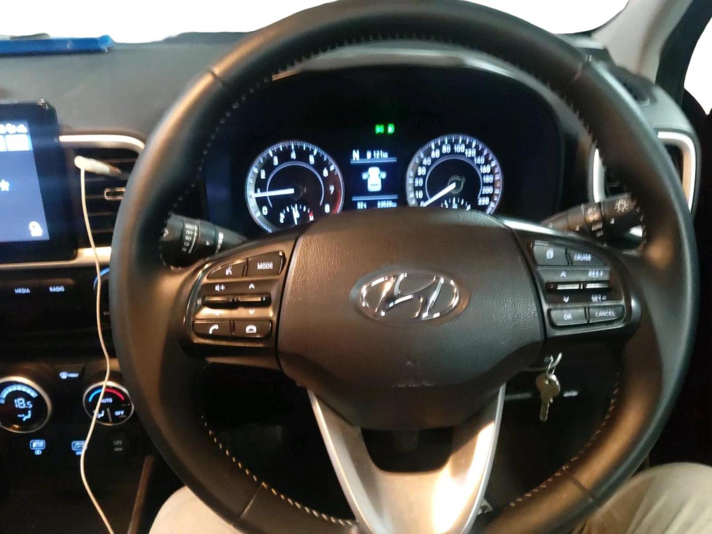 2021 Hyundai VENUE SX 1.0 TURBO IMT, Petrol, Manual, 33,528 km, interior
