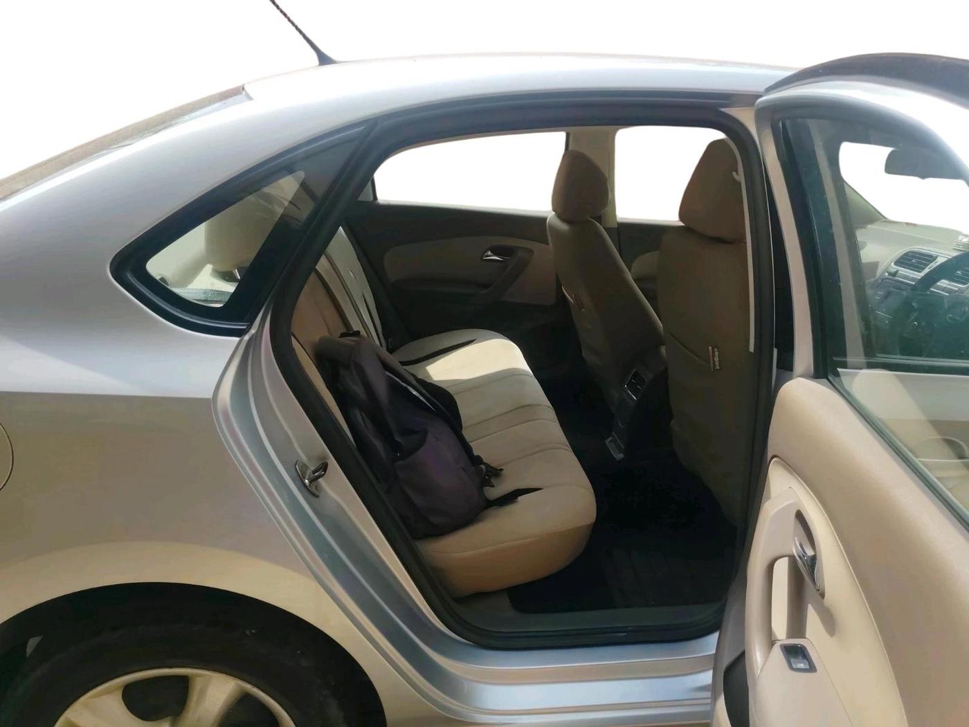 2014 Skoda Rapid AMBITION 1.6 MPI MT PLUS, Petrol, Manual, 38,108 km, interior