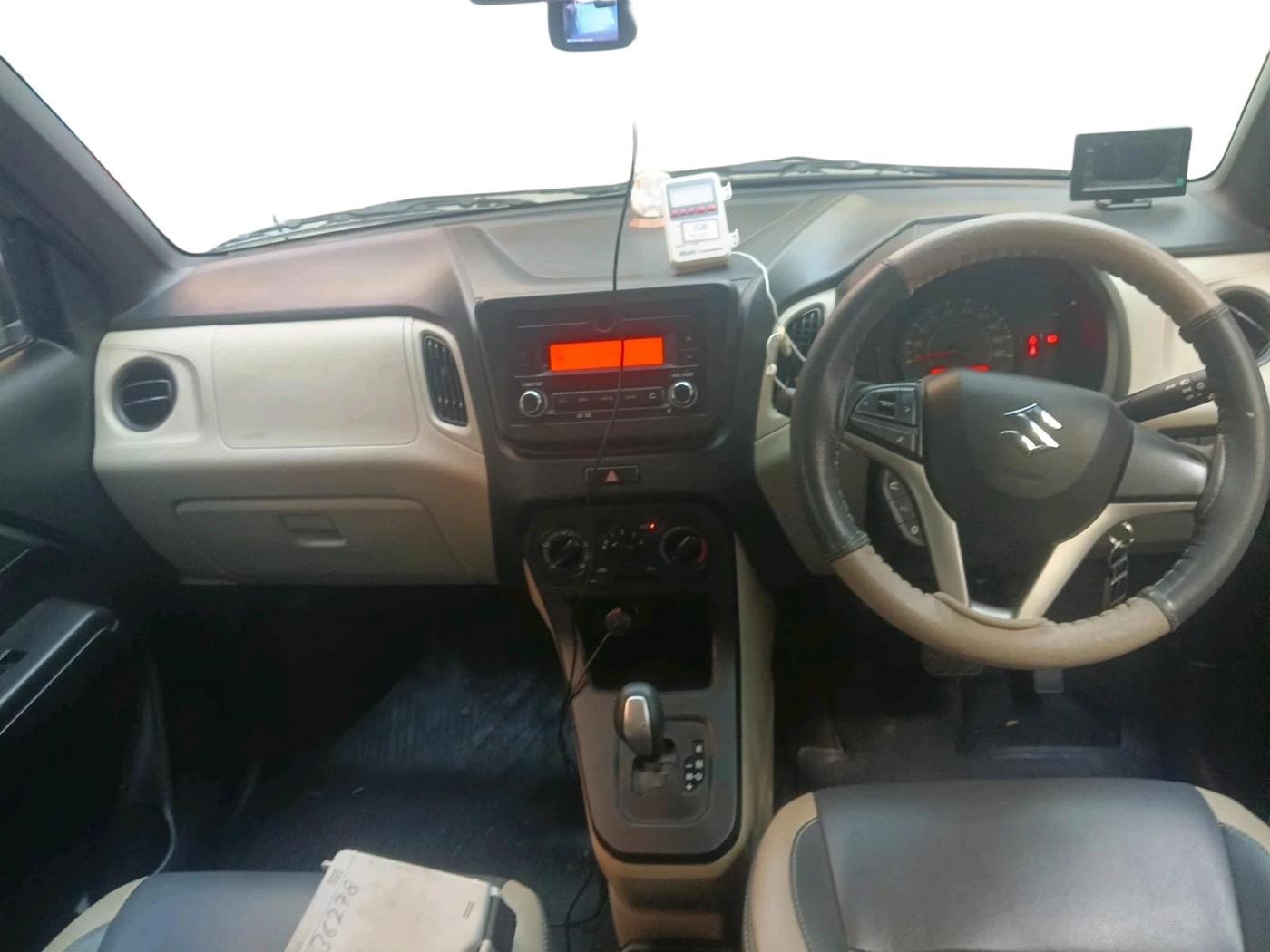 2019 Maruti New Wagon-R VXI (O) 1.2 AMT, Petrol, Automatic, 56,237 km, interior