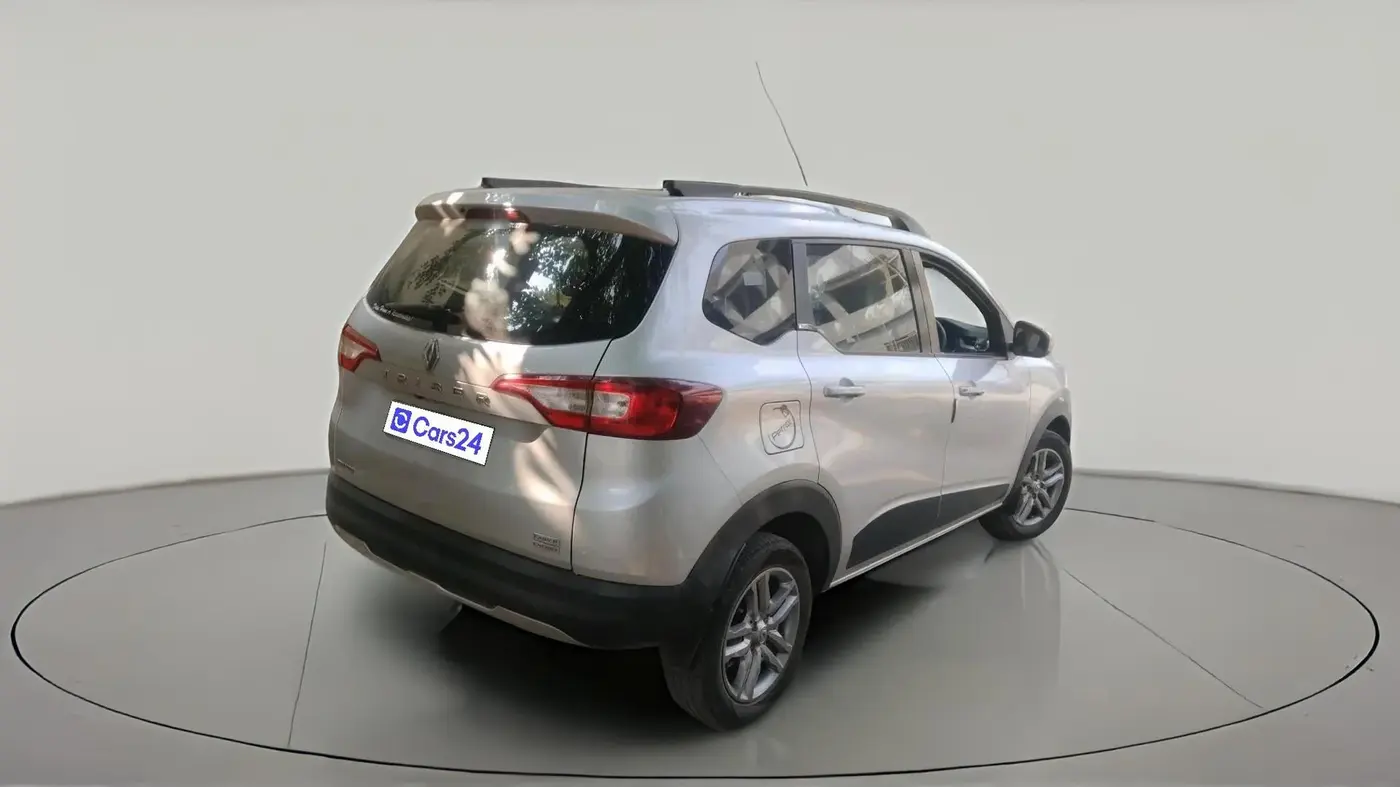 2020 Renault TRIBER RXZ AMT, Petrol, Automatic, 53,020 km, exterior