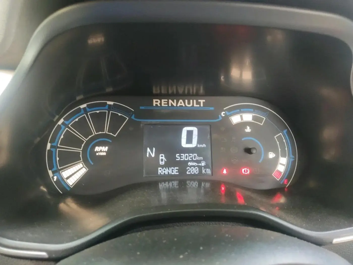 2020 Renault TRIBER RXZ AMT, Petrol, Automatic, 53,020 km, interior