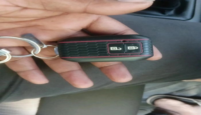 2022 Toyota Glanza V, Petrol, Manual, 51,517 km, interior