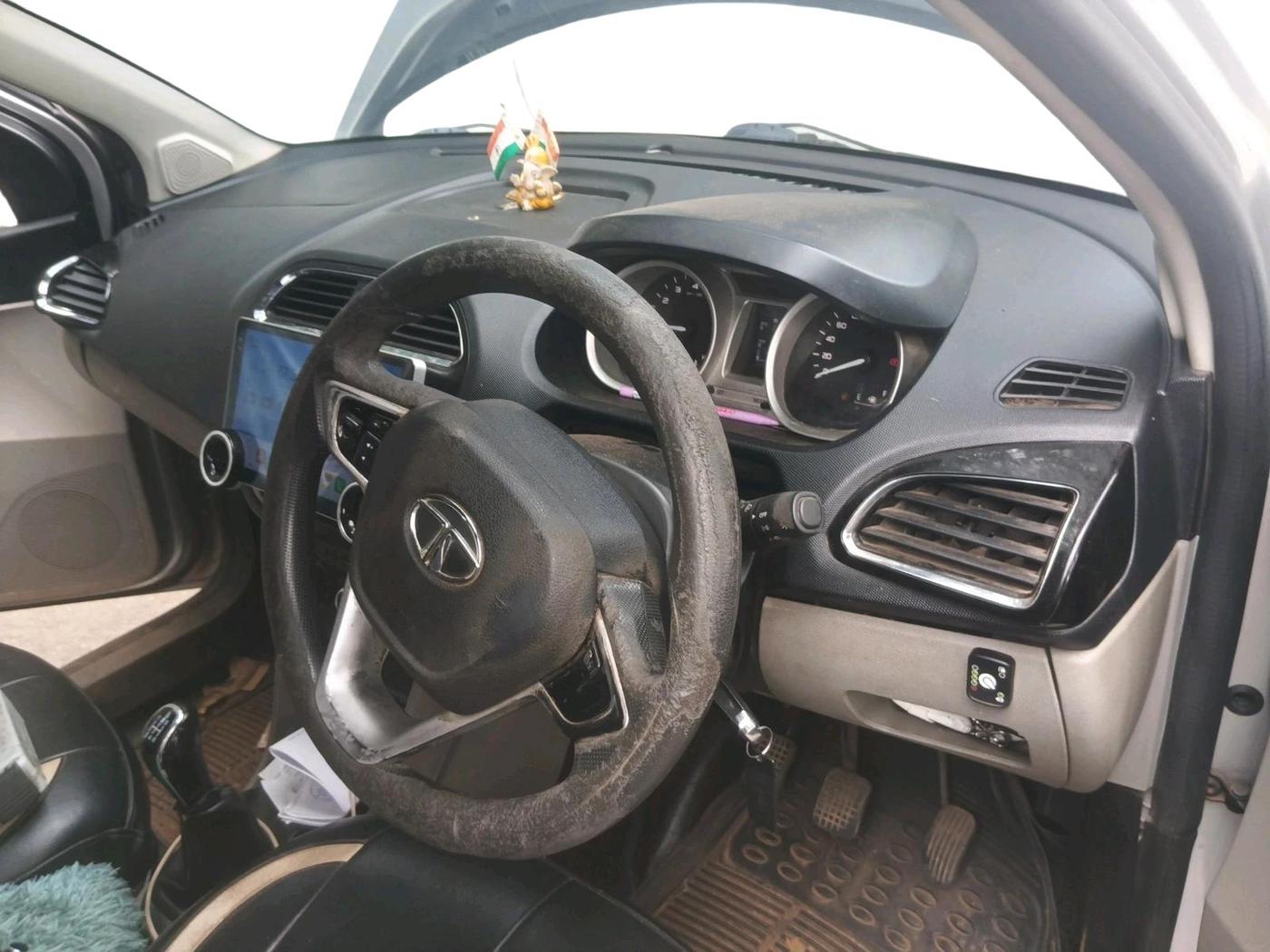 2016 Tata Tiago XZ PETROL, CNG, Manual, 1,33,267 km, interior