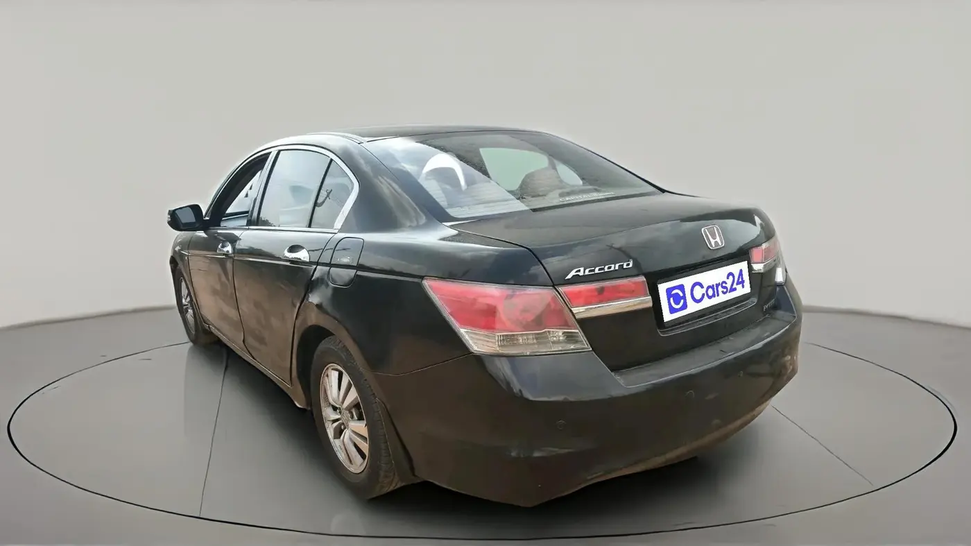 2011 Honda Accord 2.4L I-VTEC MT, Petrol, Manual, 1,23,328 km, exterior