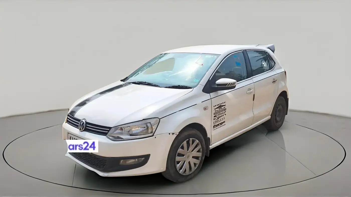2014 Volkswagen Polo COMFORTLINE 1.2 Diesel, Diesel, Manual, 7,53,223 km, exterior