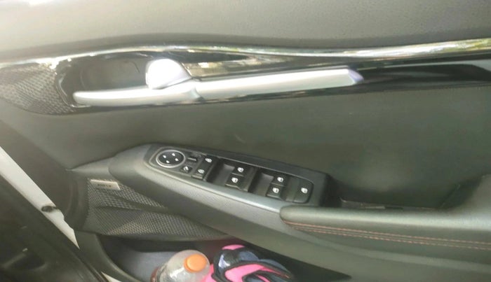 2022 KIA SELTOS GTX PLUS AT 1.5 DIESEL, Diesel, Automatic, 68,348 km, interior