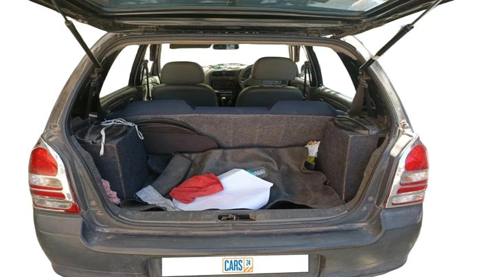 2007 Maruti Alto LXI, Petrol, Manual, 1,05,114 km, exterior