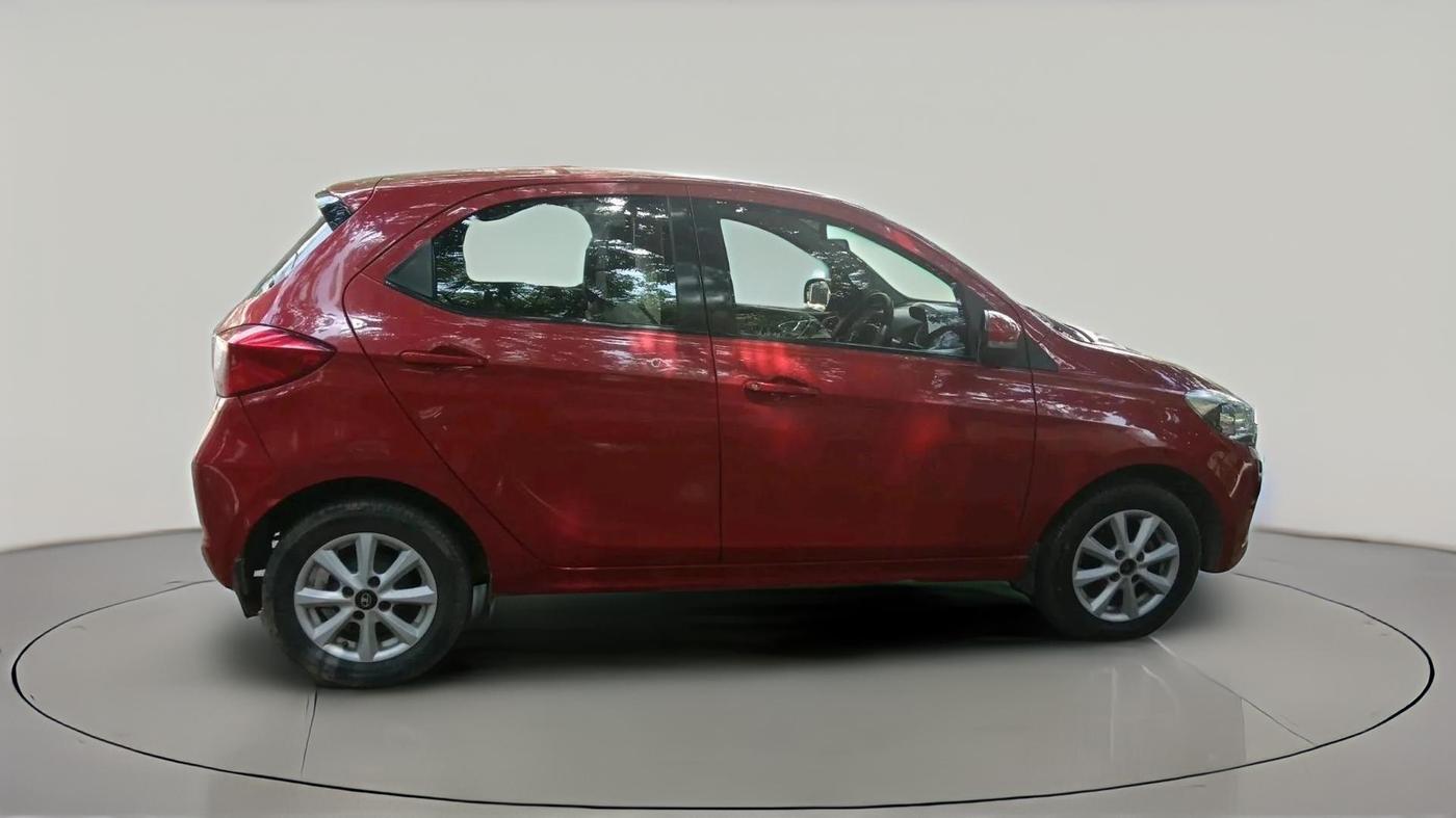 2016 Tata Tiago XZ PETROL, Petrol, Manual, 1,10,491 km, exterior