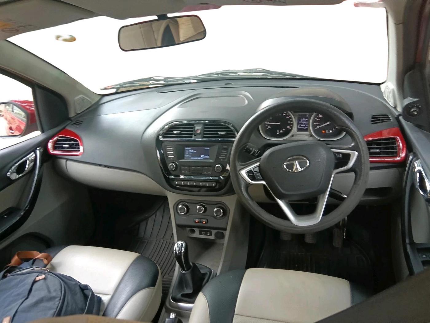 2016 Tata Tiago XZ PETROL, Petrol, Manual, 1,10,491 km, interior